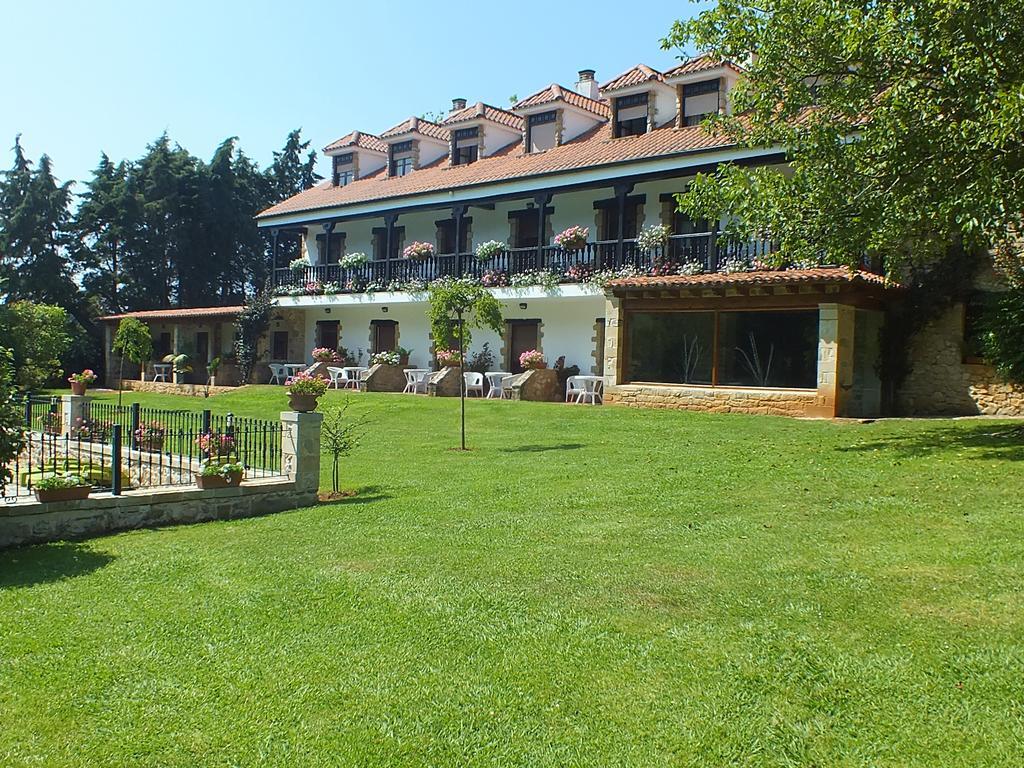 Hosteria El Pomar Novales Exterior foto
