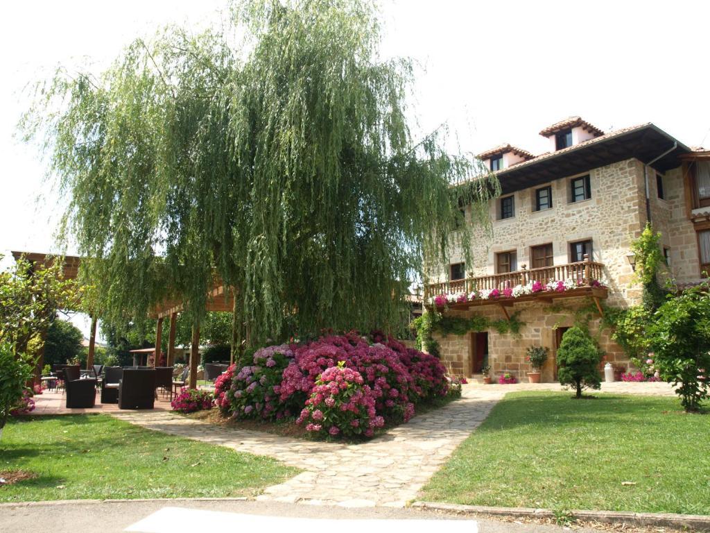 Hosteria El Pomar Novales Exterior foto